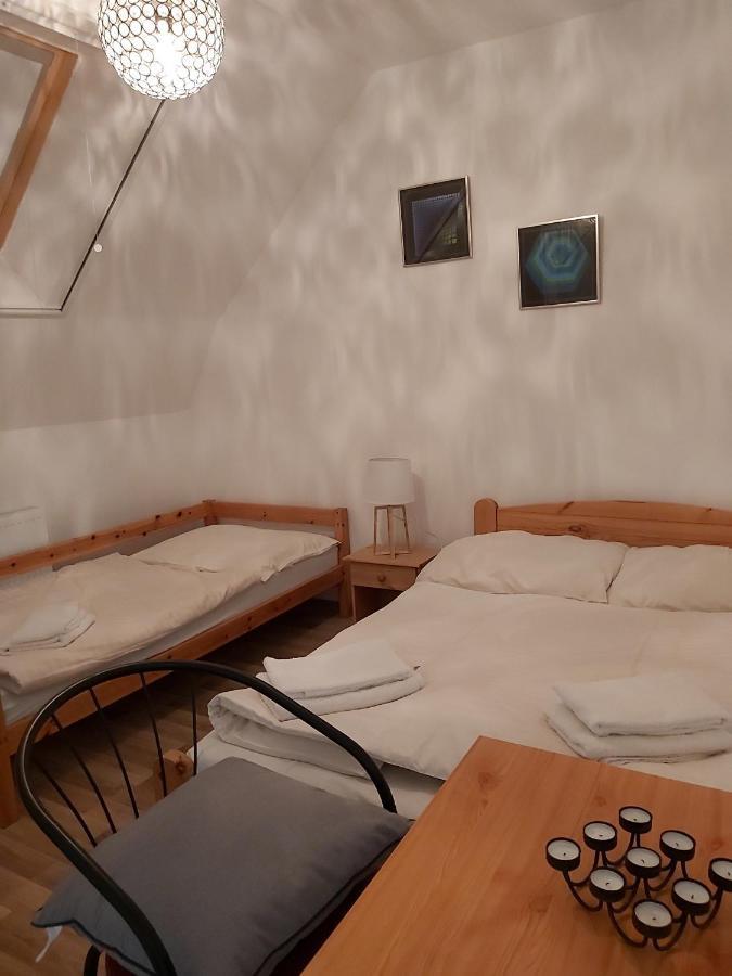 Platanus Vendeghaz Zamardi Bed & Breakfast Luaran gambar