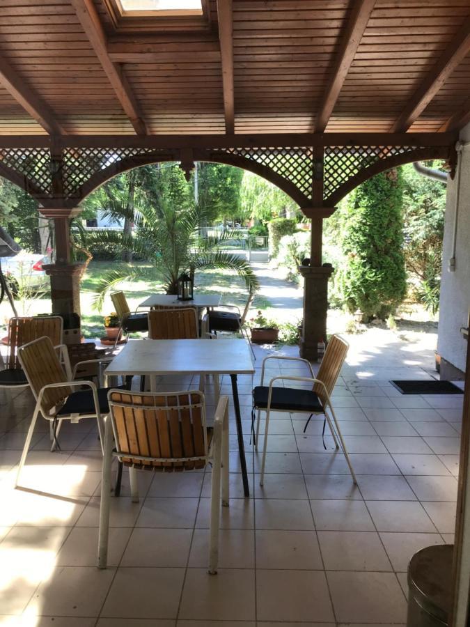 Platanus Vendeghaz Zamardi Bed & Breakfast Luaran gambar